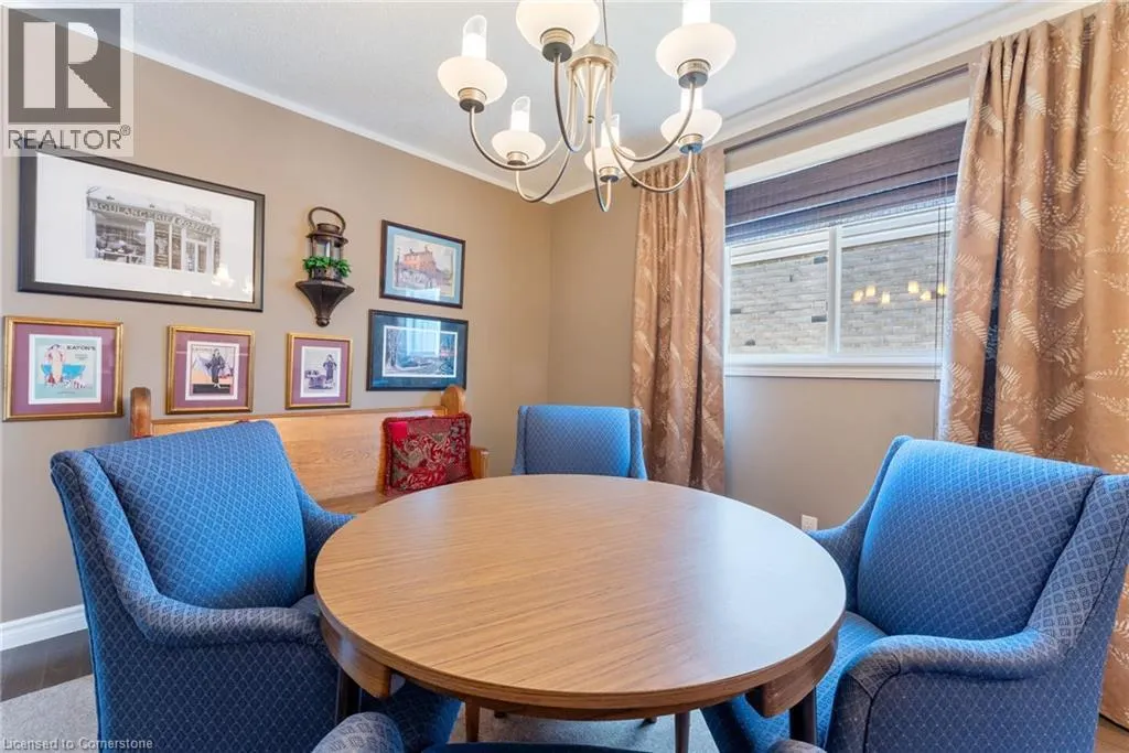 18 ROSEBURY Way