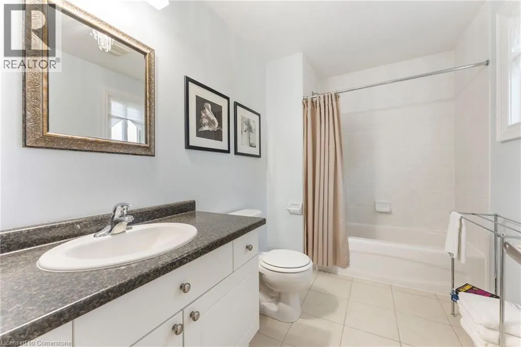 18 ROSEBURY Way