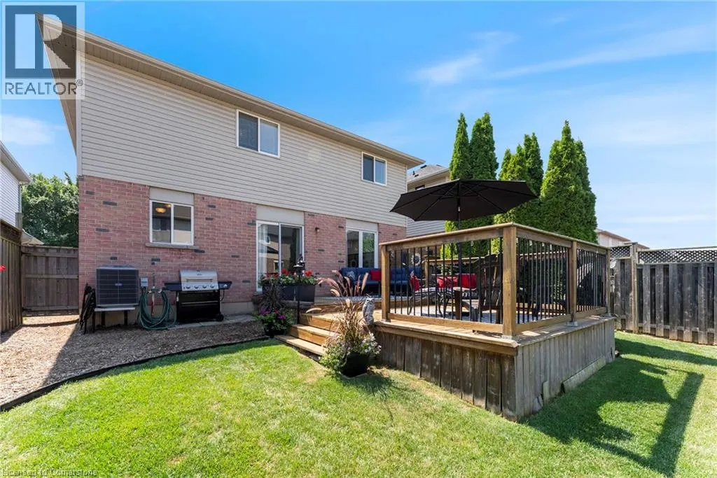 18 ROSEBURY Way