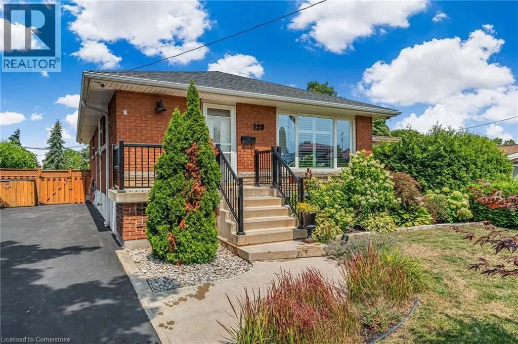 120 BUCKINGHAM Drive