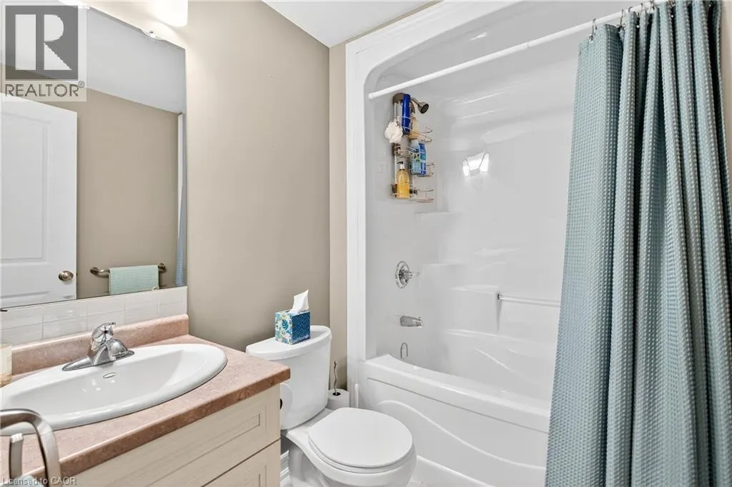 25 PIERPOINT Drive