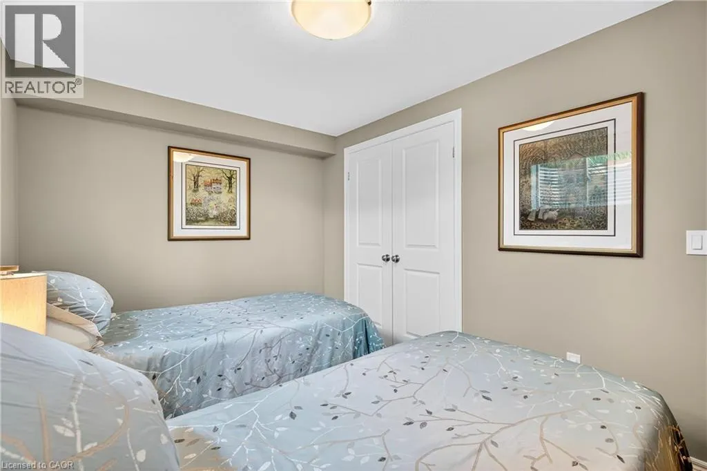 25 PIERPOINT Drive