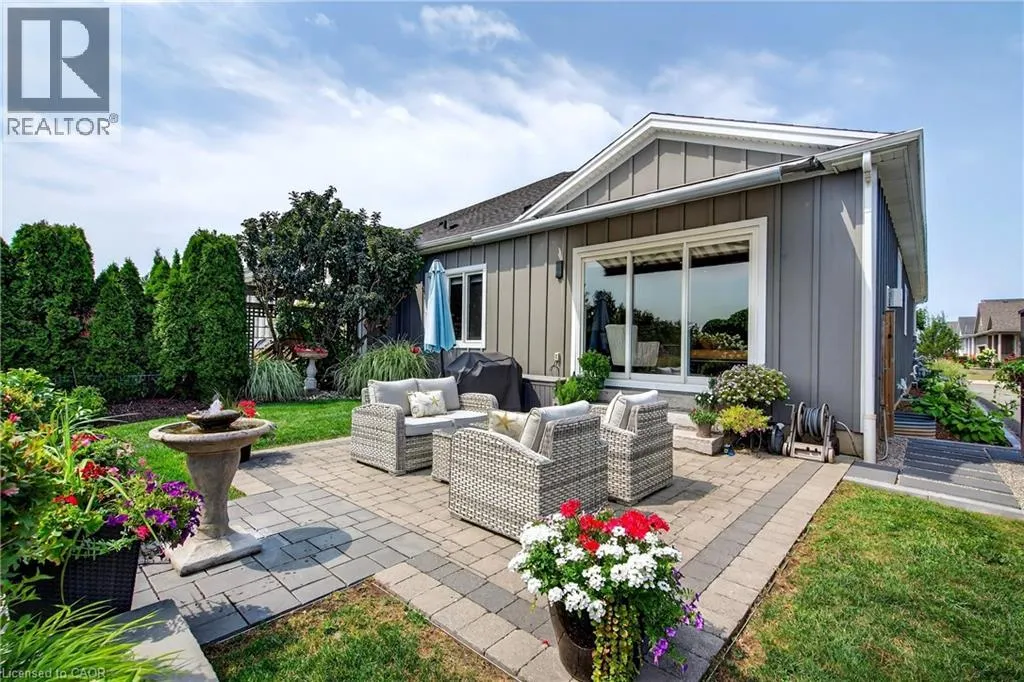 25 PIERPOINT Drive