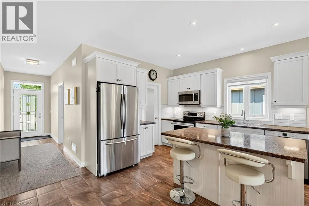 25 PIERPOINT Drive
