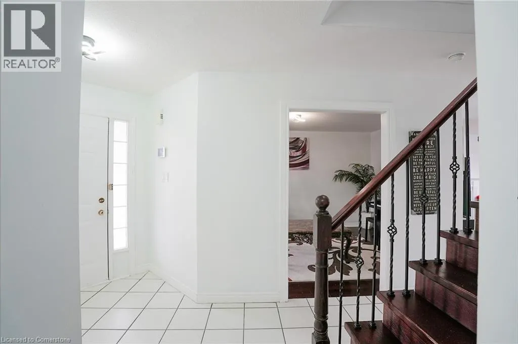76 COUNTRY CLUB Drive