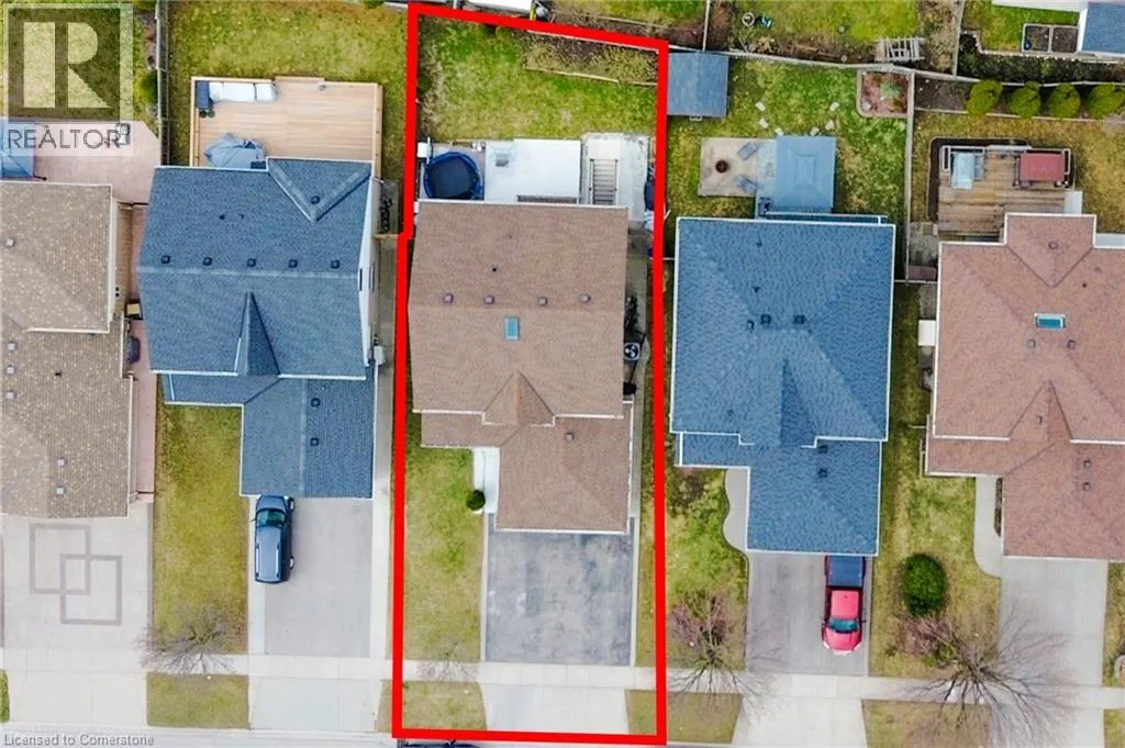 76 COUNTRY CLUB Drive