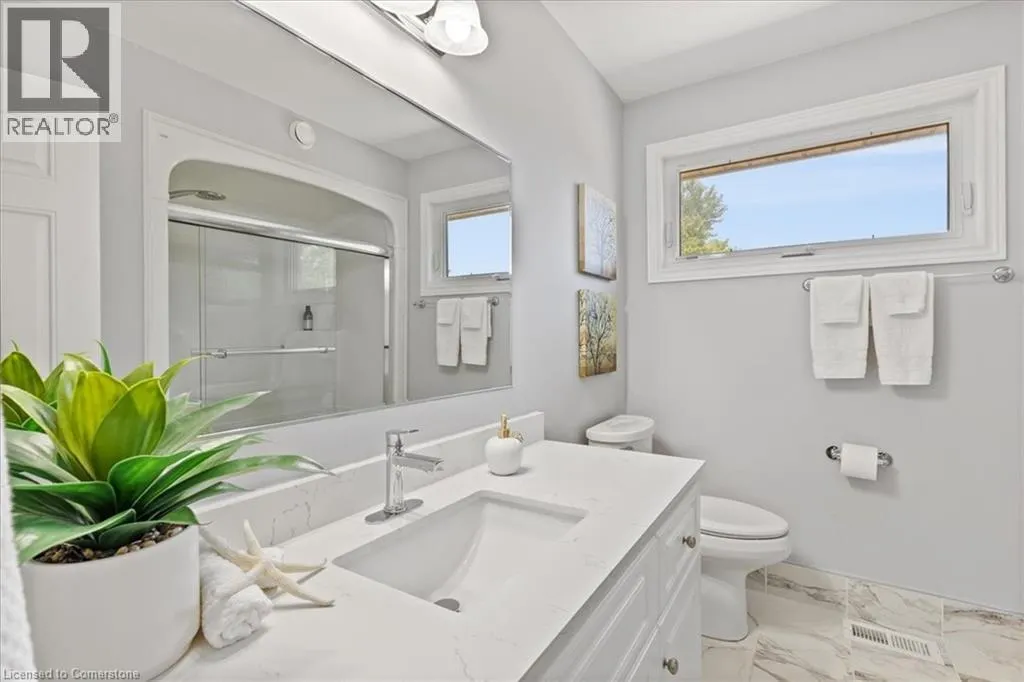 100 HIGH ACRES Crescent