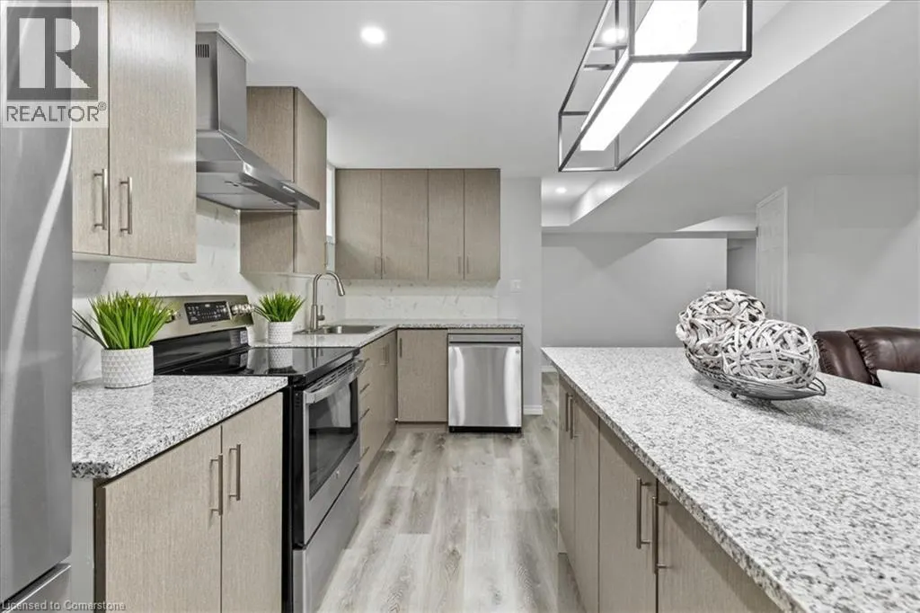 100 HIGH ACRES Crescent