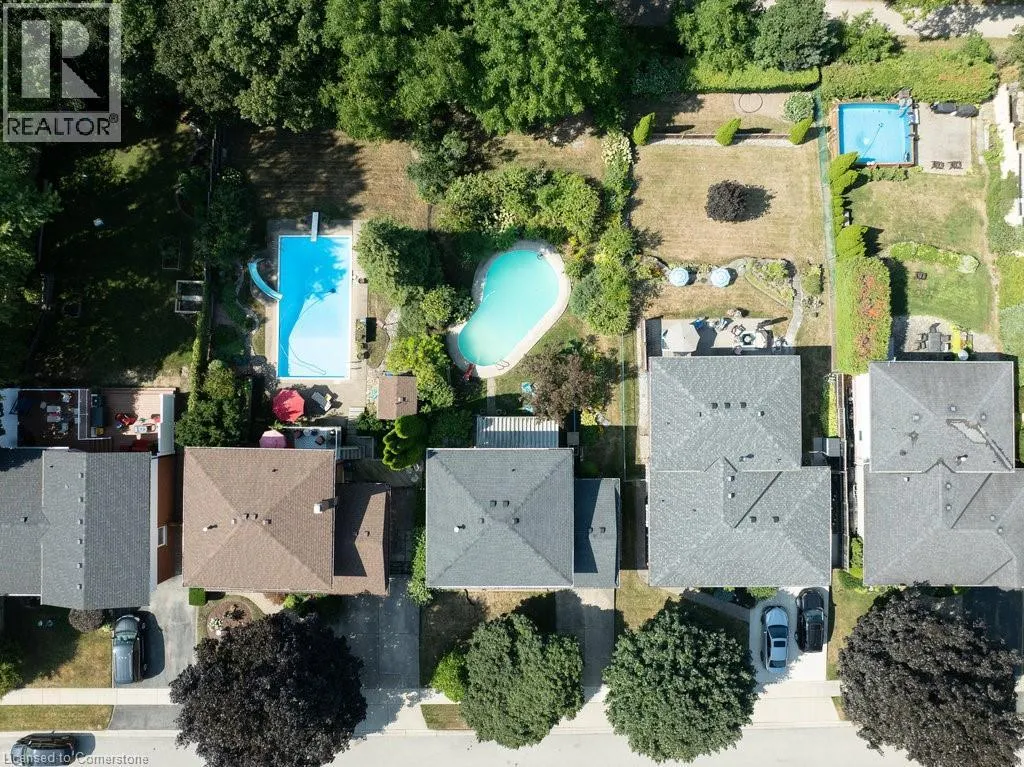 37 SUNRISE Crescent
