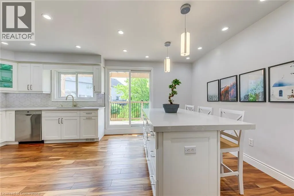 2356 STRAWFIELD Court