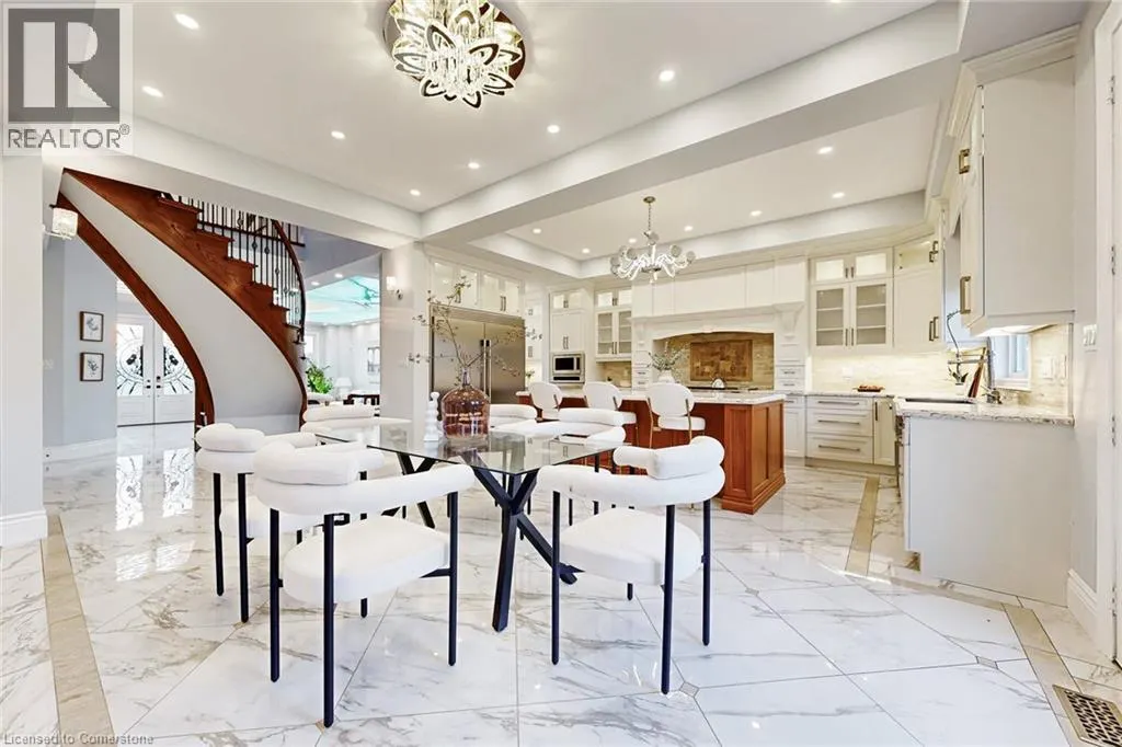 7 RIESLING Court