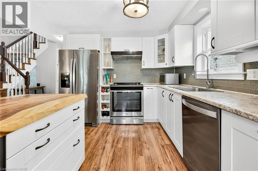 113 PINE MARTIN Crescent