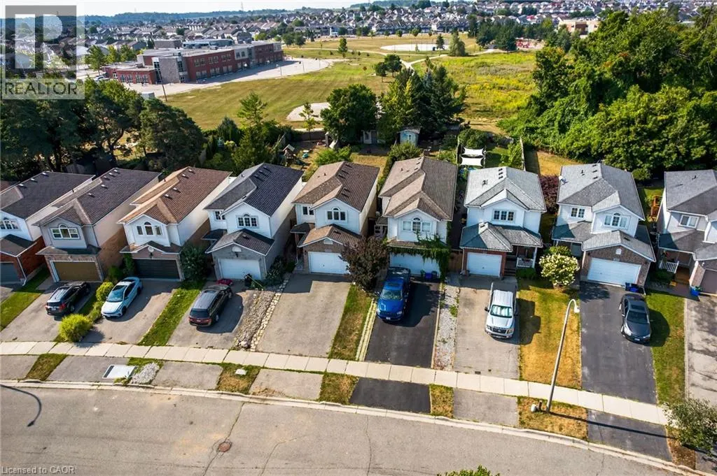 113 PINE MARTIN Crescent