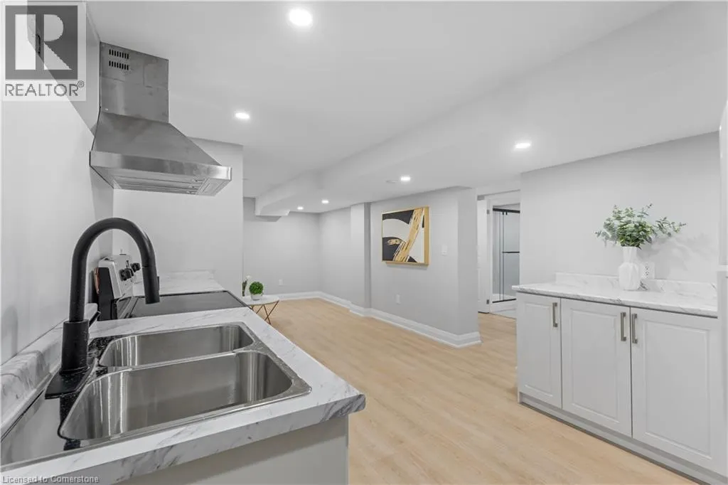 19 OLD ORCHARD Avenue