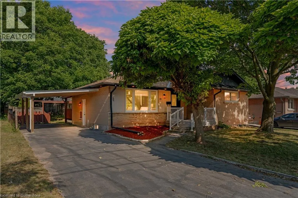 19 OLD ORCHARD Avenue