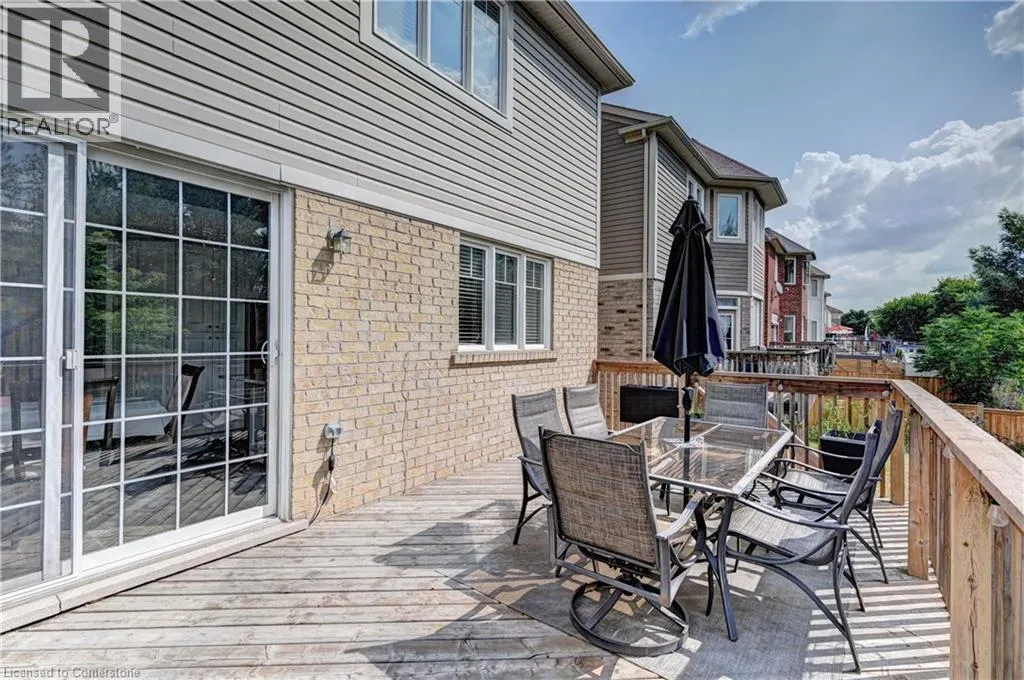 31 CHASE Crescent