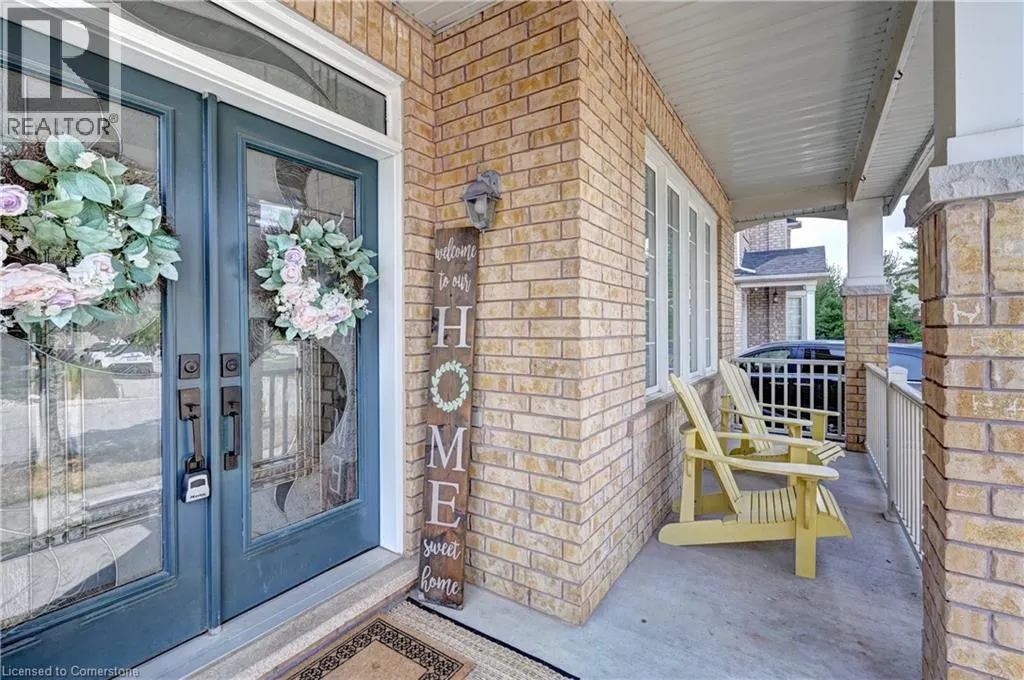 31 CHASE Crescent