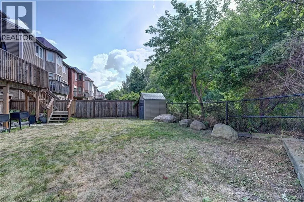 31 CHASE Crescent