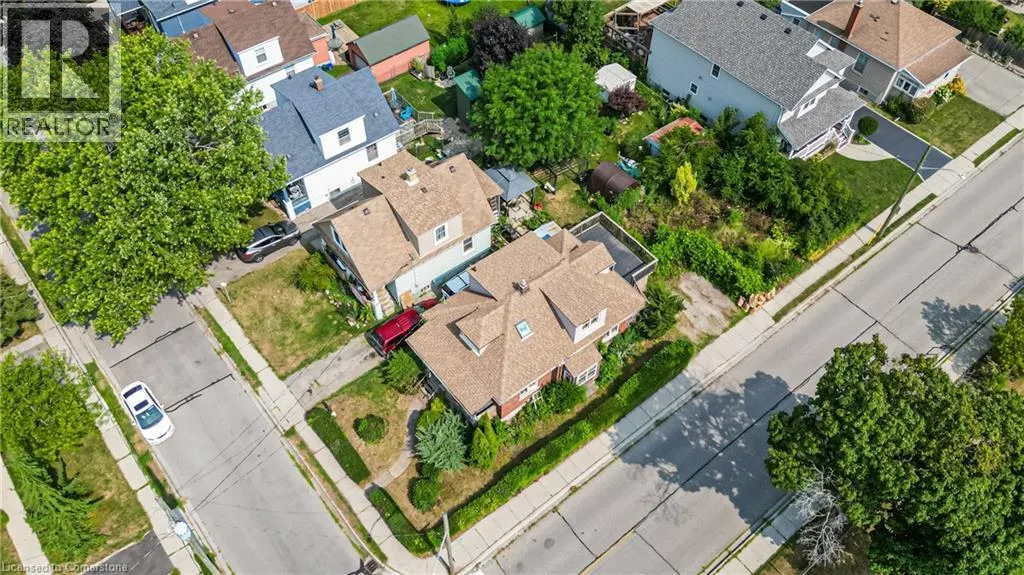 999 VINE Street