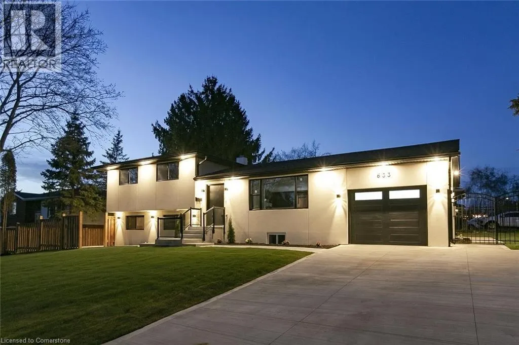 633 GREEN MEADOW Crescent
