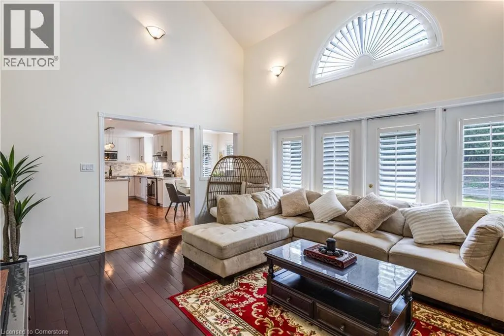 525 LEIGHLAND Drive