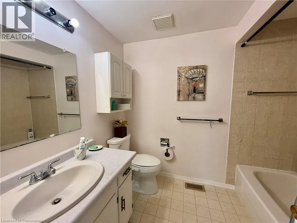 164 HERRON Place
