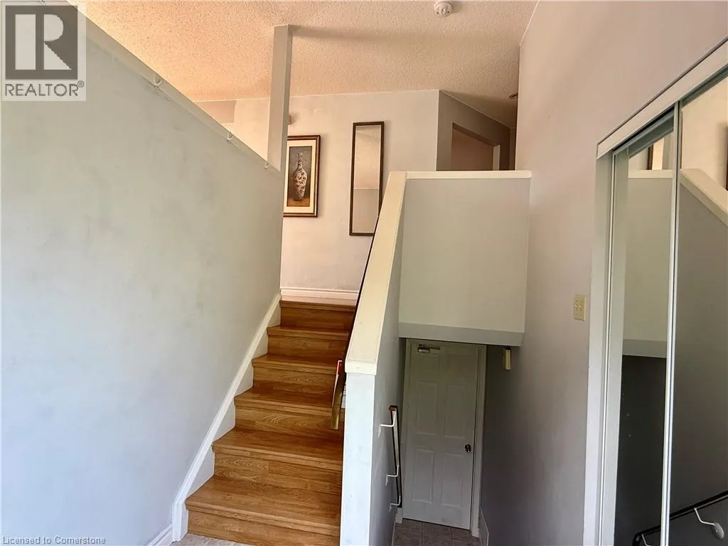 164 HERRON Place