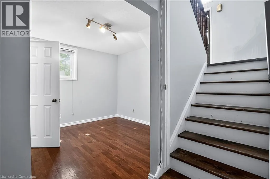 3 WISTERIA Court