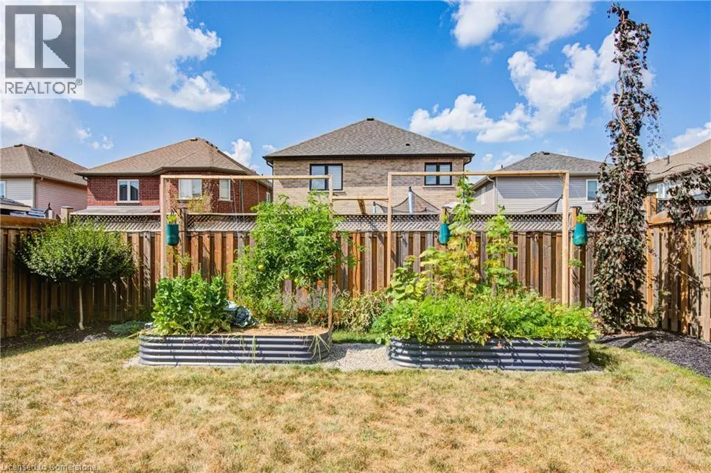 32 ARLINGTON Parkway