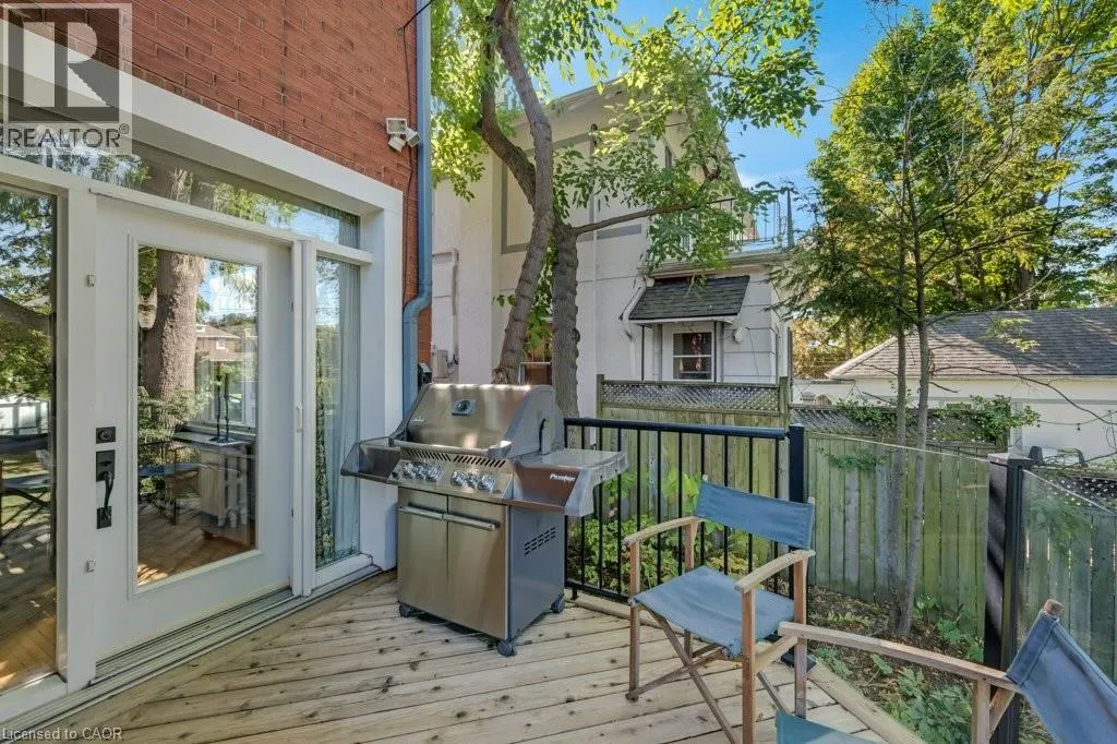 46 BRANT Road S