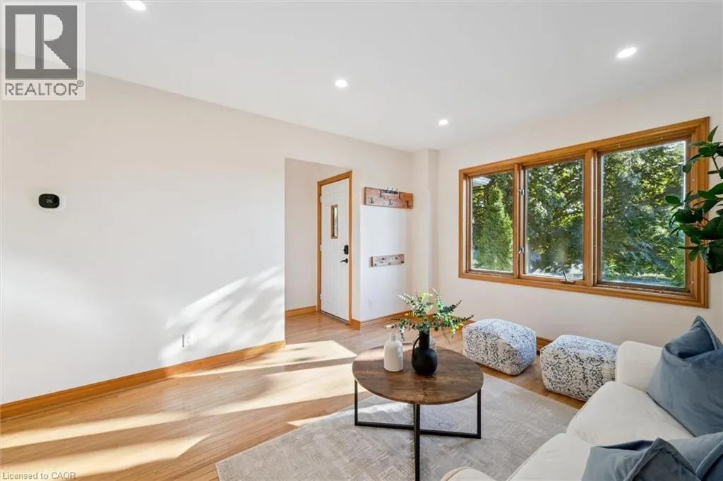 53 HINCKS Street