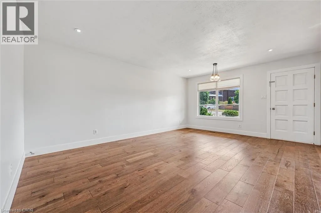 79 LORRAINE Drive