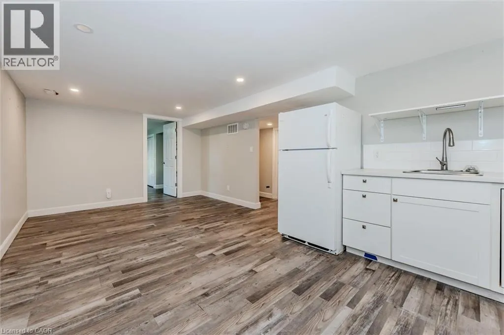 79 LORRAINE Drive