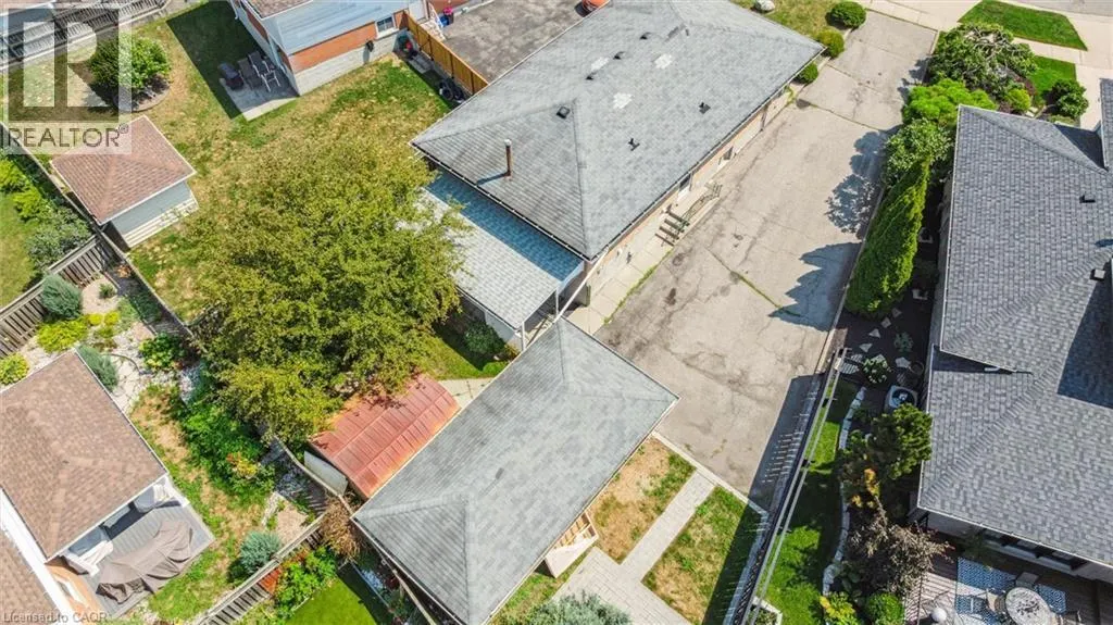79 LORRAINE Drive