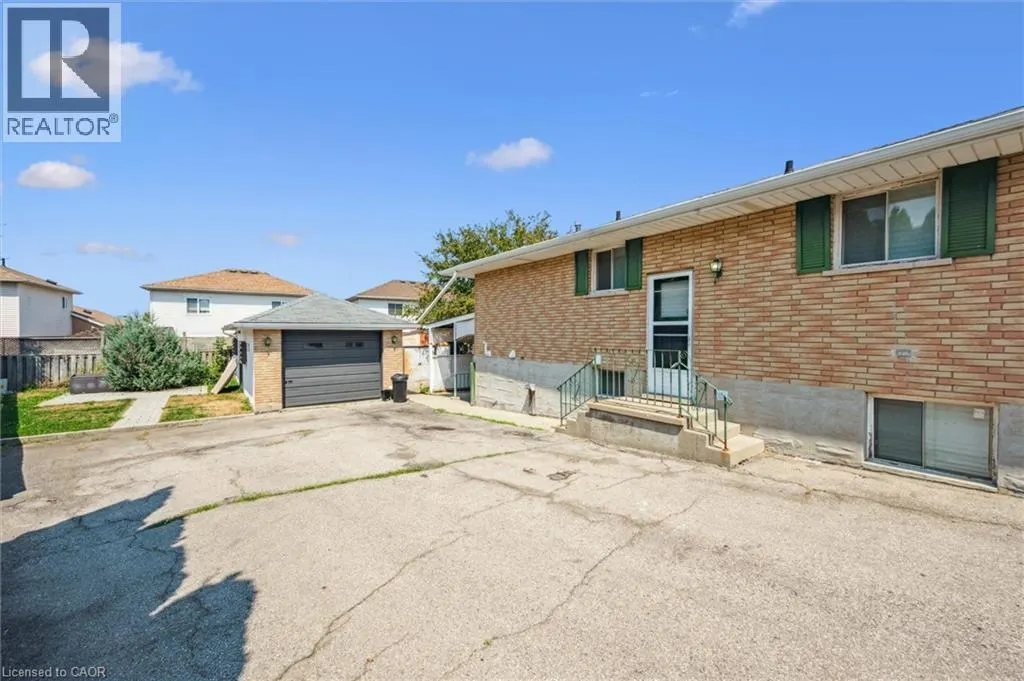 79 LORRAINE Drive