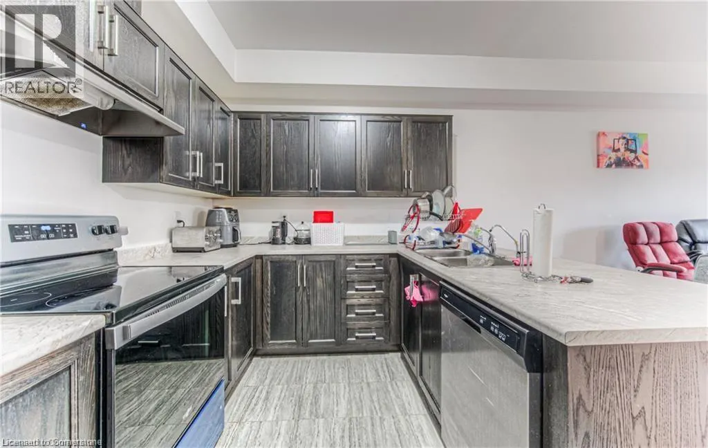 15 DEWBERRY Drive