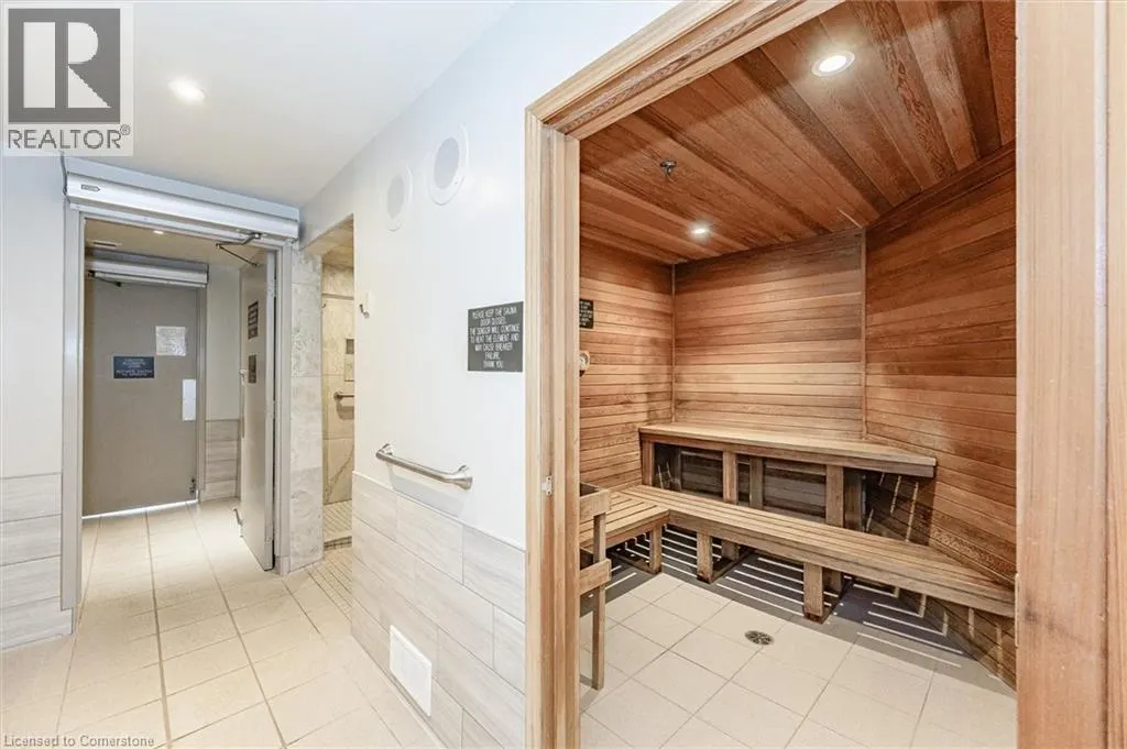 6 WILLOW Street Unit# 704, #704
