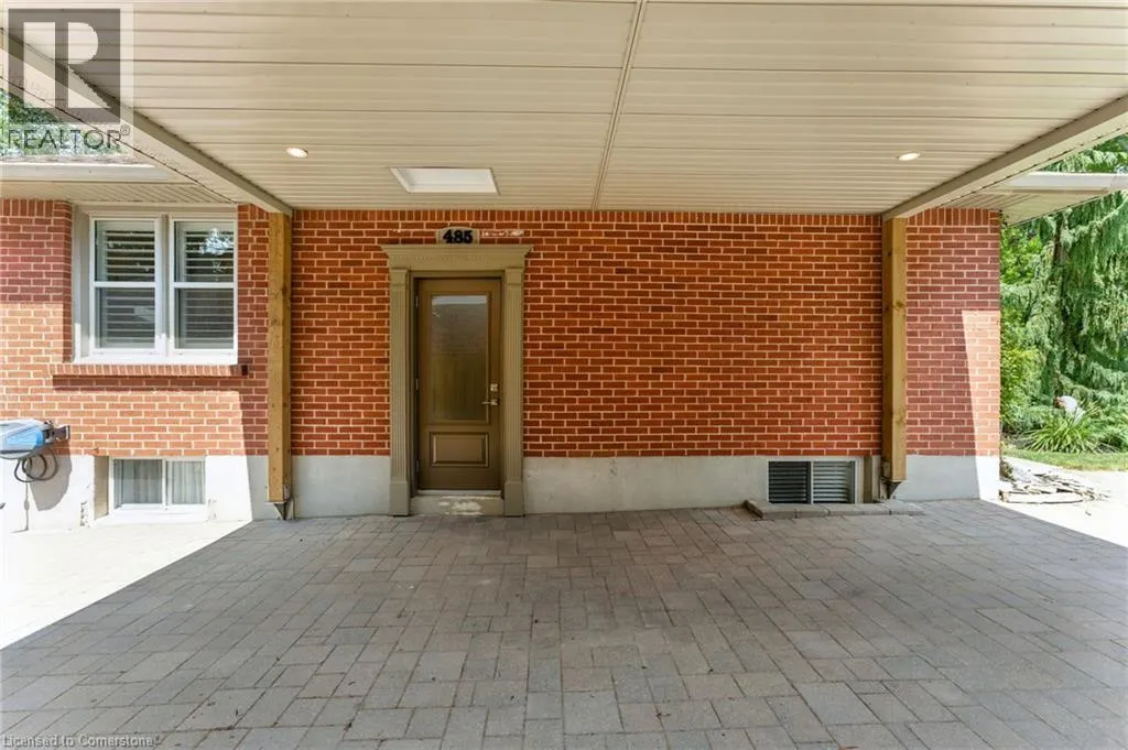485 HURON Street