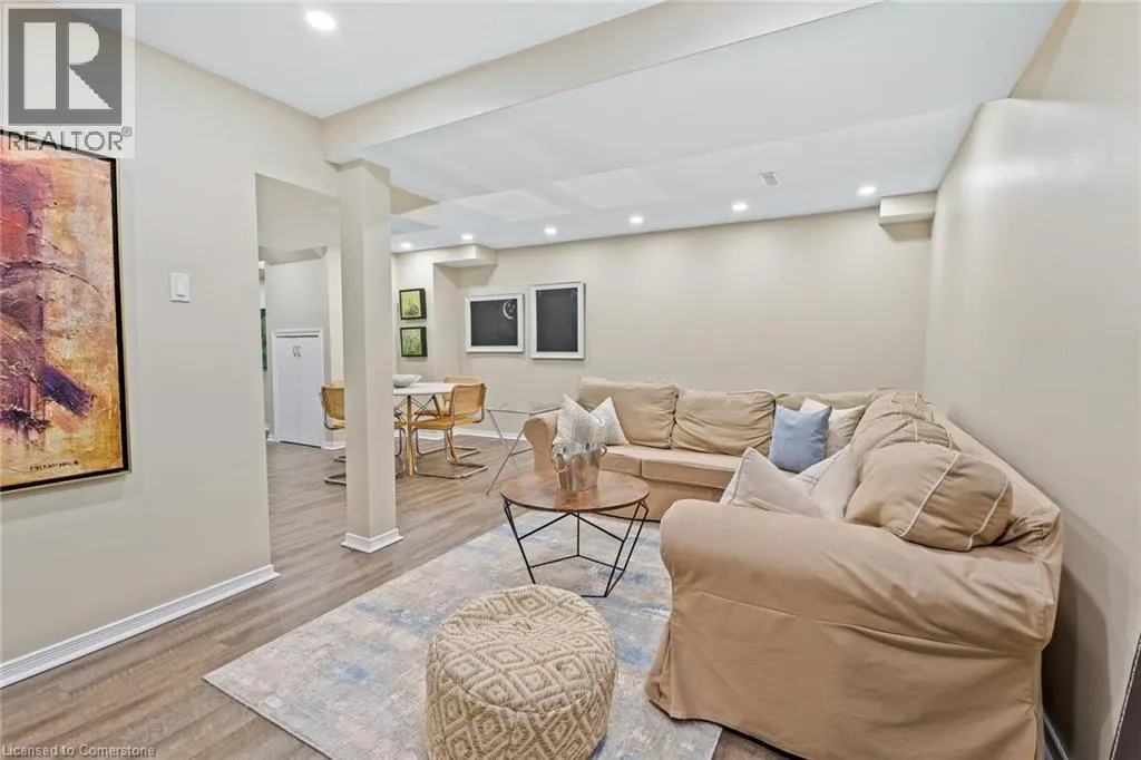506 TAYLOR Crescent
