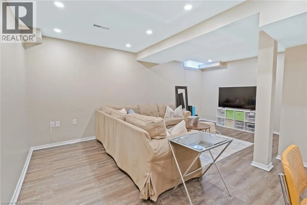 506 TAYLOR Crescent