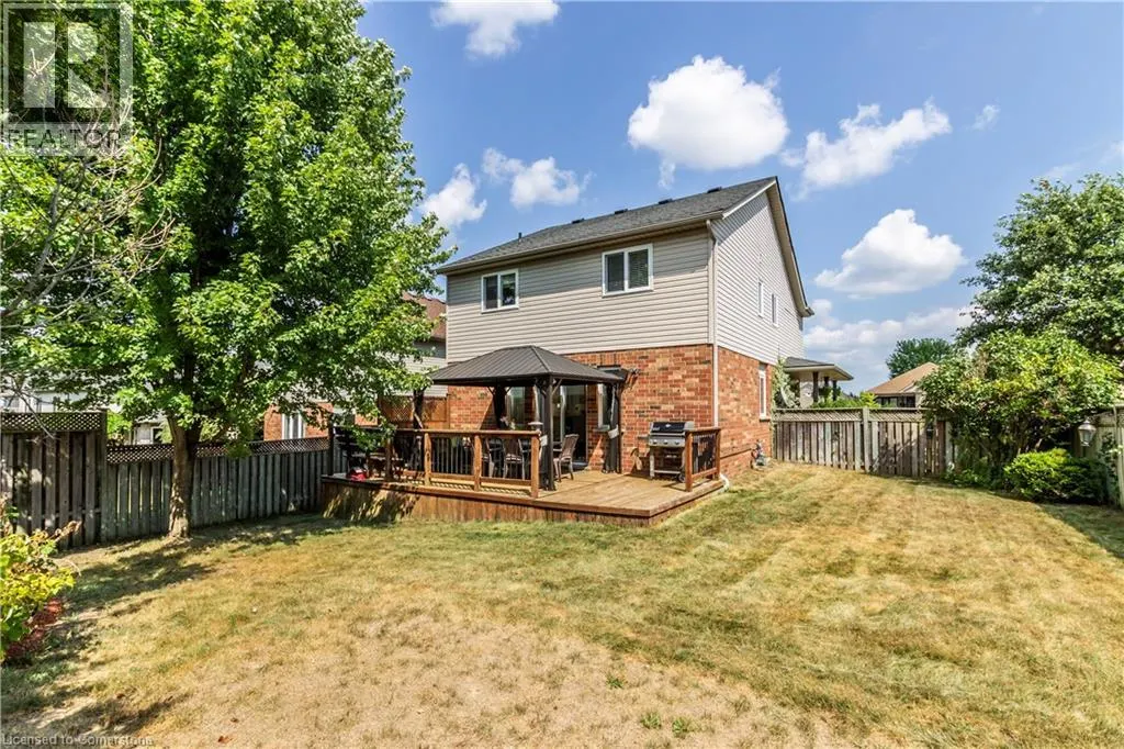 19 APPLE RIDGE Drive