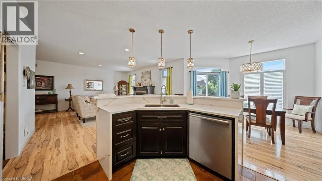 424 LAKEVIEW Drive