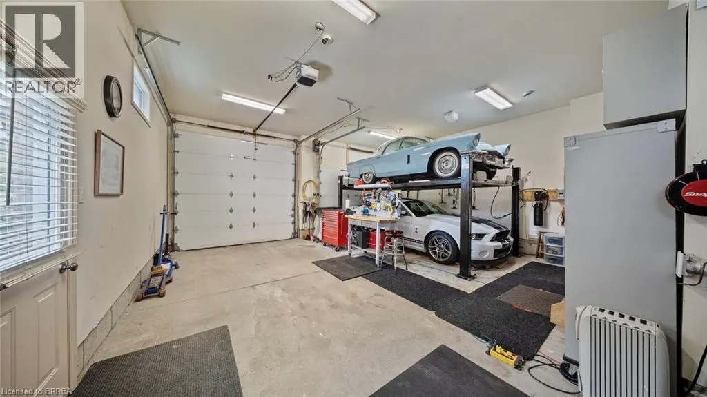 424 LAKEVIEW Drive
