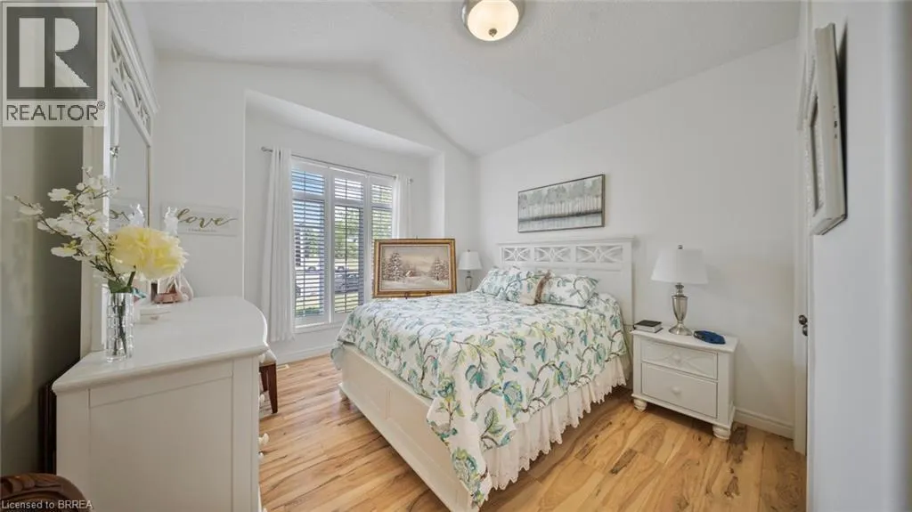 424 LAKEVIEW Drive