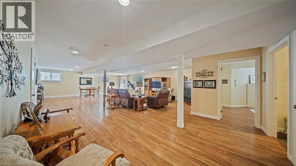 424 LAKEVIEW Drive