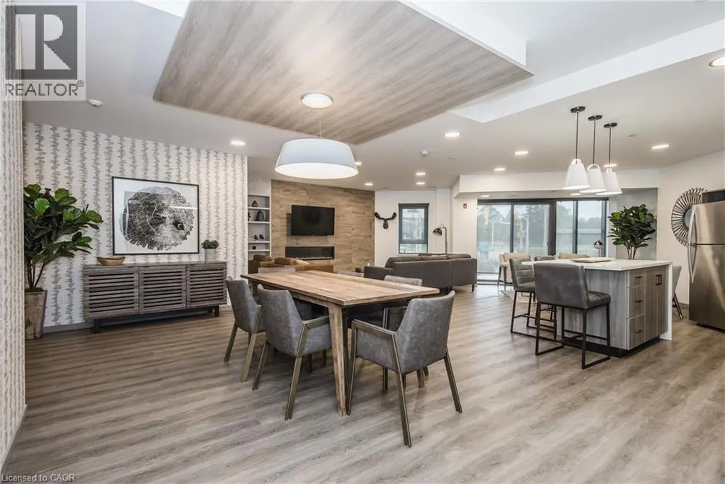 332 GOSLING Gardens Unit# 102, #102