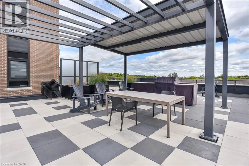 332 GOSLING Gardens Unit# 102, #102