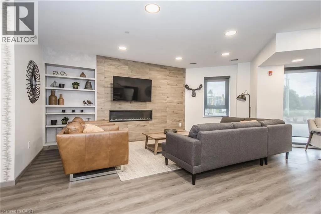 332 GOSLING Gardens Unit# 102, #102