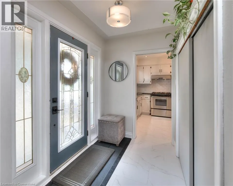 38 FAIRLAWN Road