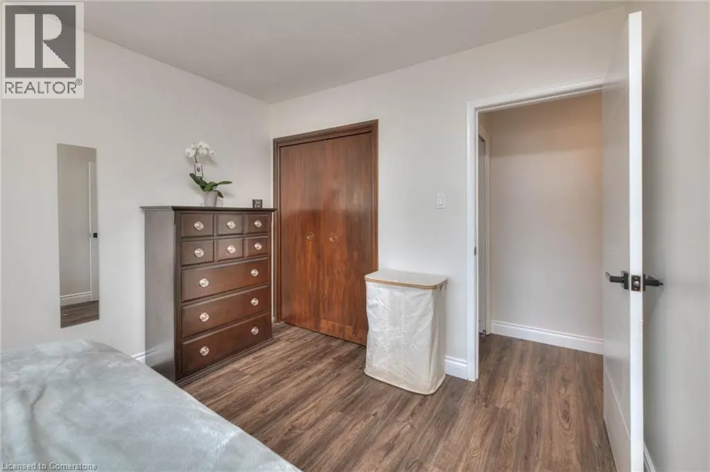 38 FAIRLAWN Road